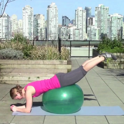 How-to: Reverse Leg-Lifts on a Ball